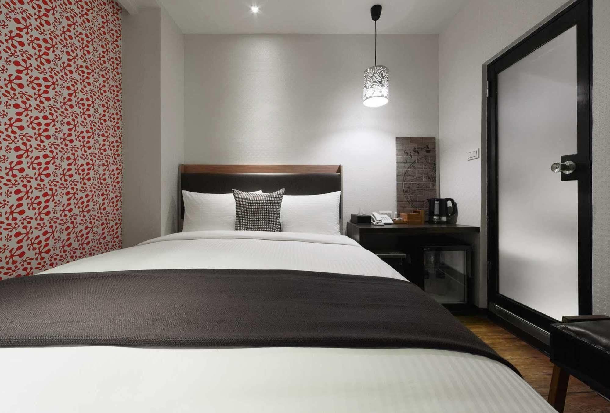 เฮิร์บ อาร์ต โฮเต็ล Hotel จีหลง ภายนอก รูปภาพ