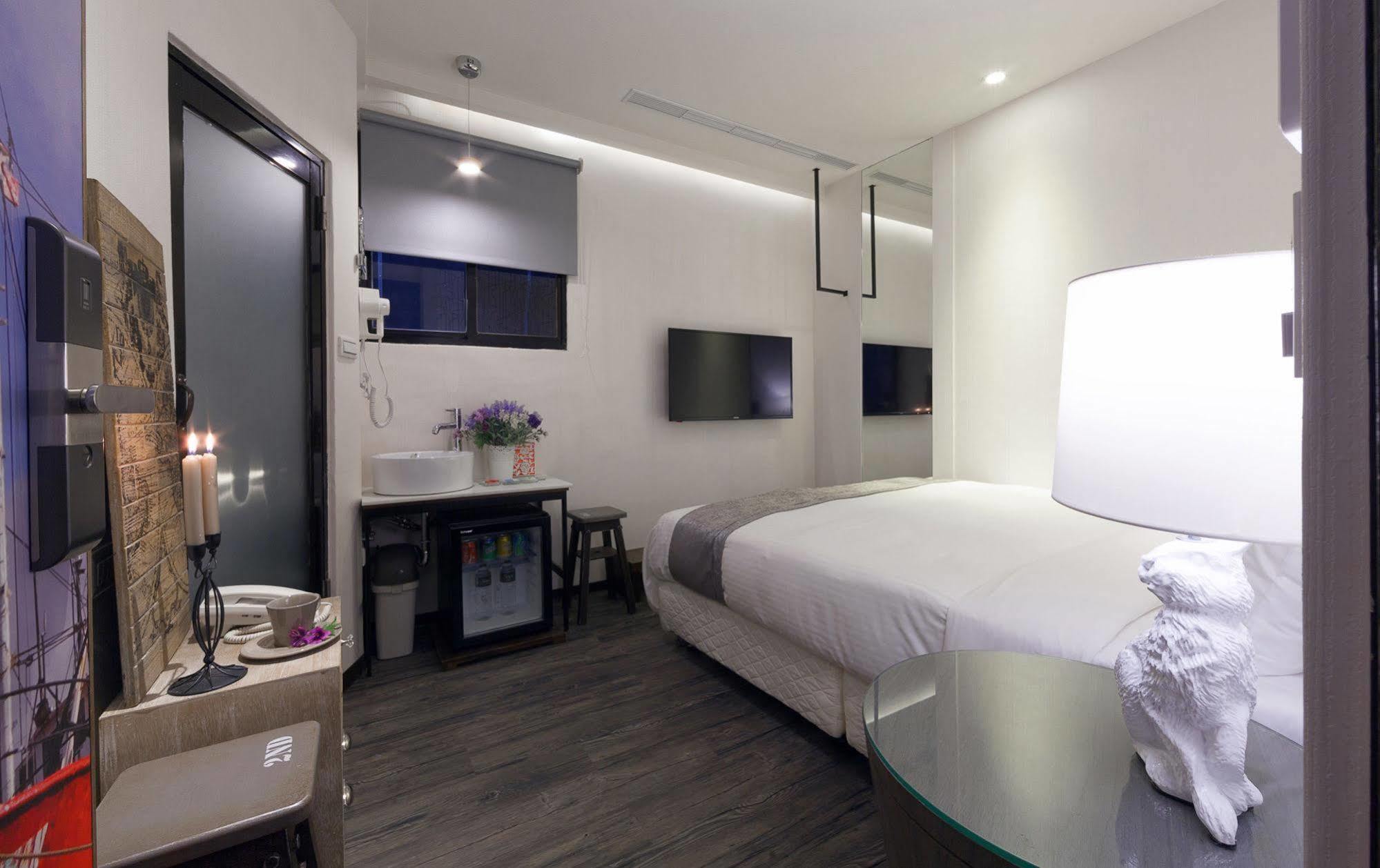 เฮิร์บ อาร์ต โฮเต็ล Hotel จีหลง ภายนอก รูปภาพ